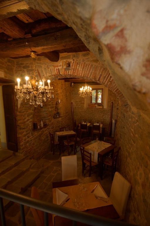 Locanda Guelfo Tredozio Exterior photo